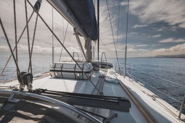 sea time jachta moře