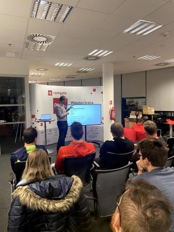 IT Insider Hradec únor Jakub Ouhrabka