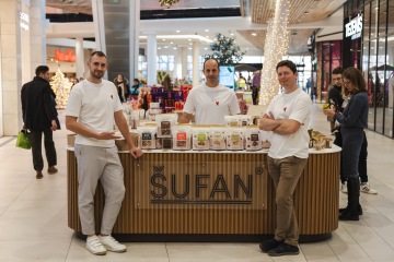 Stánek Šufan a vedení firmy